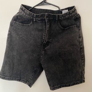 Knee length shorts